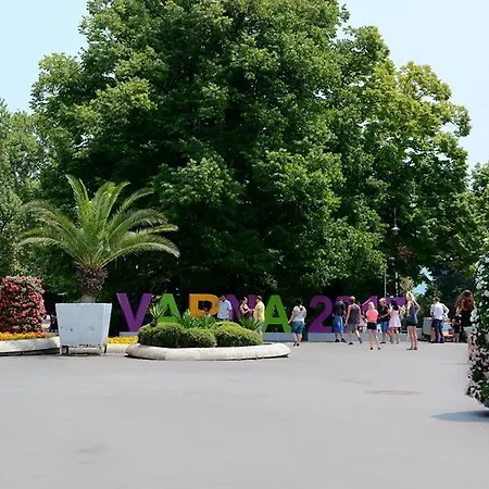 Апартаменты The 3 *